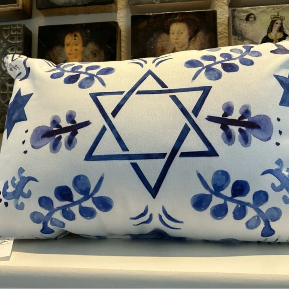 One Bella Casa‎ Love & Light Hanukkah Menorah Candle Decorative Filled Pillow